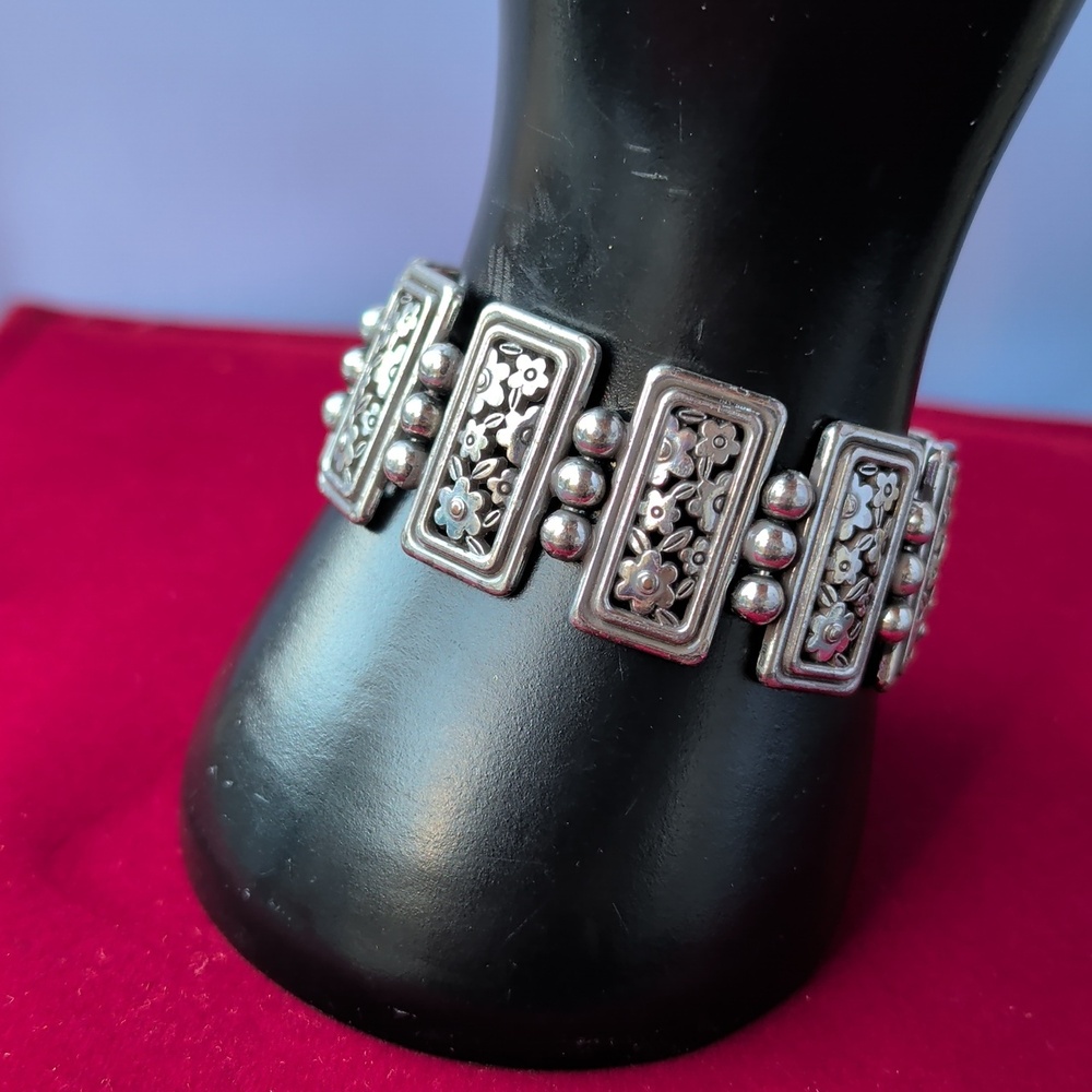 Brighton Silver Floral Rectangular Link Bracelet - image 3